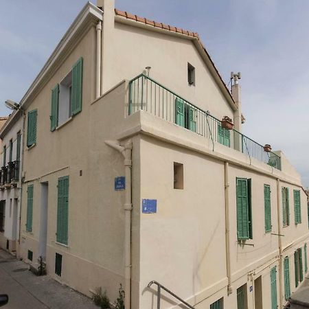 Stud Terras Ville Corniche 2 Pers Stat Gratuit Rue Modif Suivt Possib Et Accord Exclusif Marseille Exterior photo