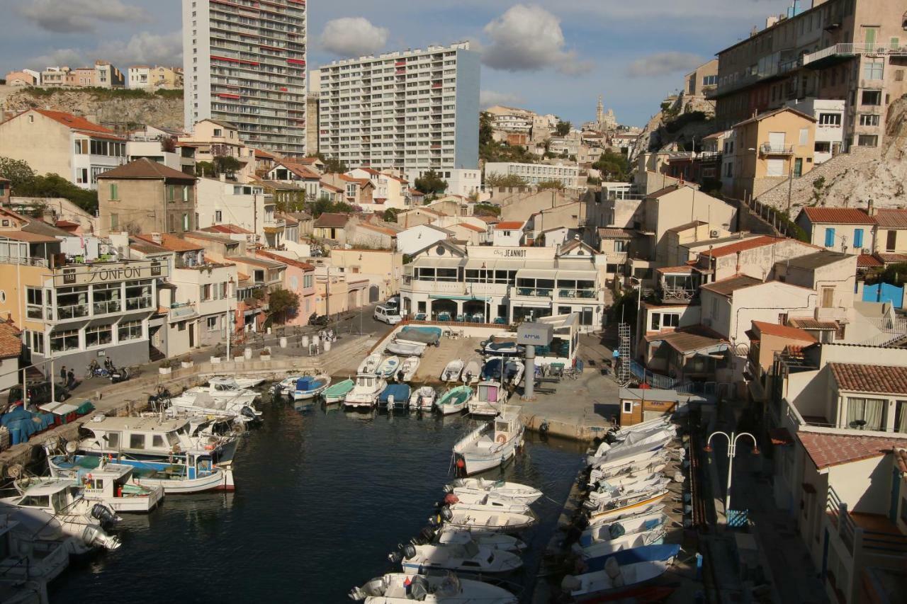 Stud Terras Ville Corniche 2 Pers Stat Gratuit Rue Modif Suivt Possib Et Accord Exclusif Marseille Exterior photo