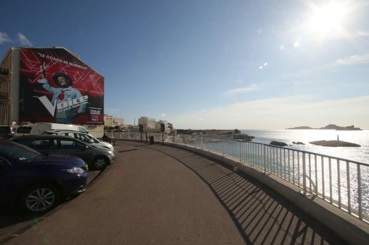 Stud Terras Ville Corniche 2 Pers Stat Gratuit Rue Modif Suivt Possib Et Accord Exclusif Marseille Exterior photo
